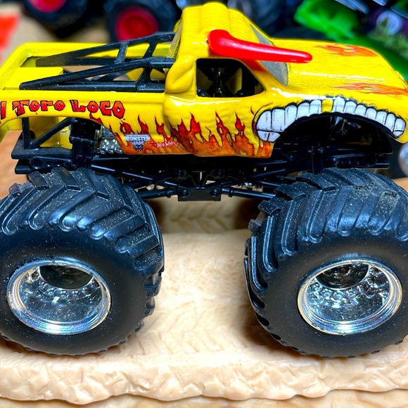 El Toro Loco - Picture 3 of 3